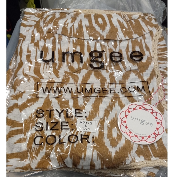 Open Front Duster Vest - Ikat Print Crochet Detail with Tassel Hem - S, M, L - Picture 5 of 8